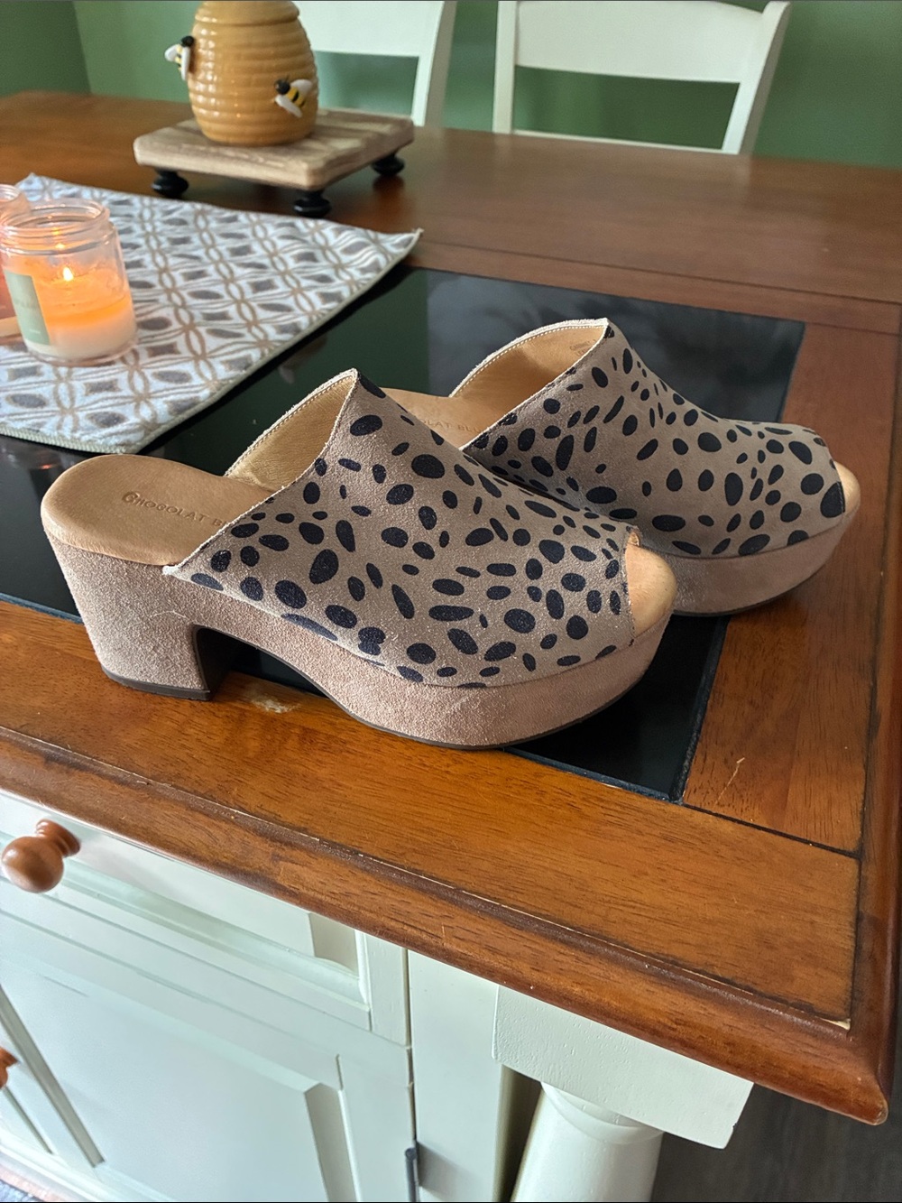 Chocolat Blu Taupe Leopard Print Peep-Toe Platform Mules